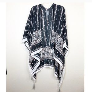 NWT Black Kimono
